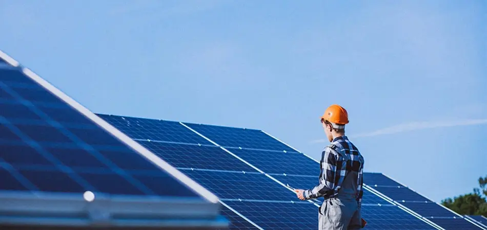 solar panel and grid-tied pv inverters